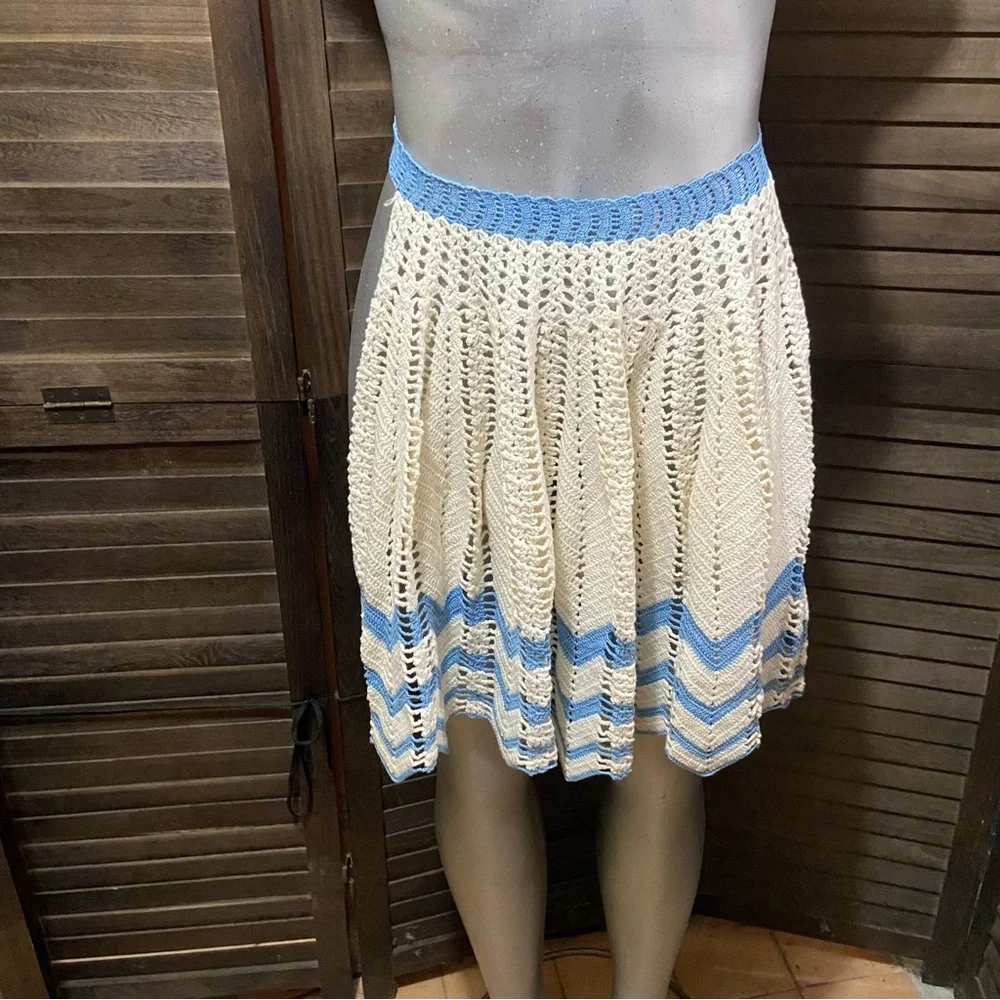 Vintage Crochet Half Apron Blue/White Grannycore Trad-Wife Farmhouse Cottagecore